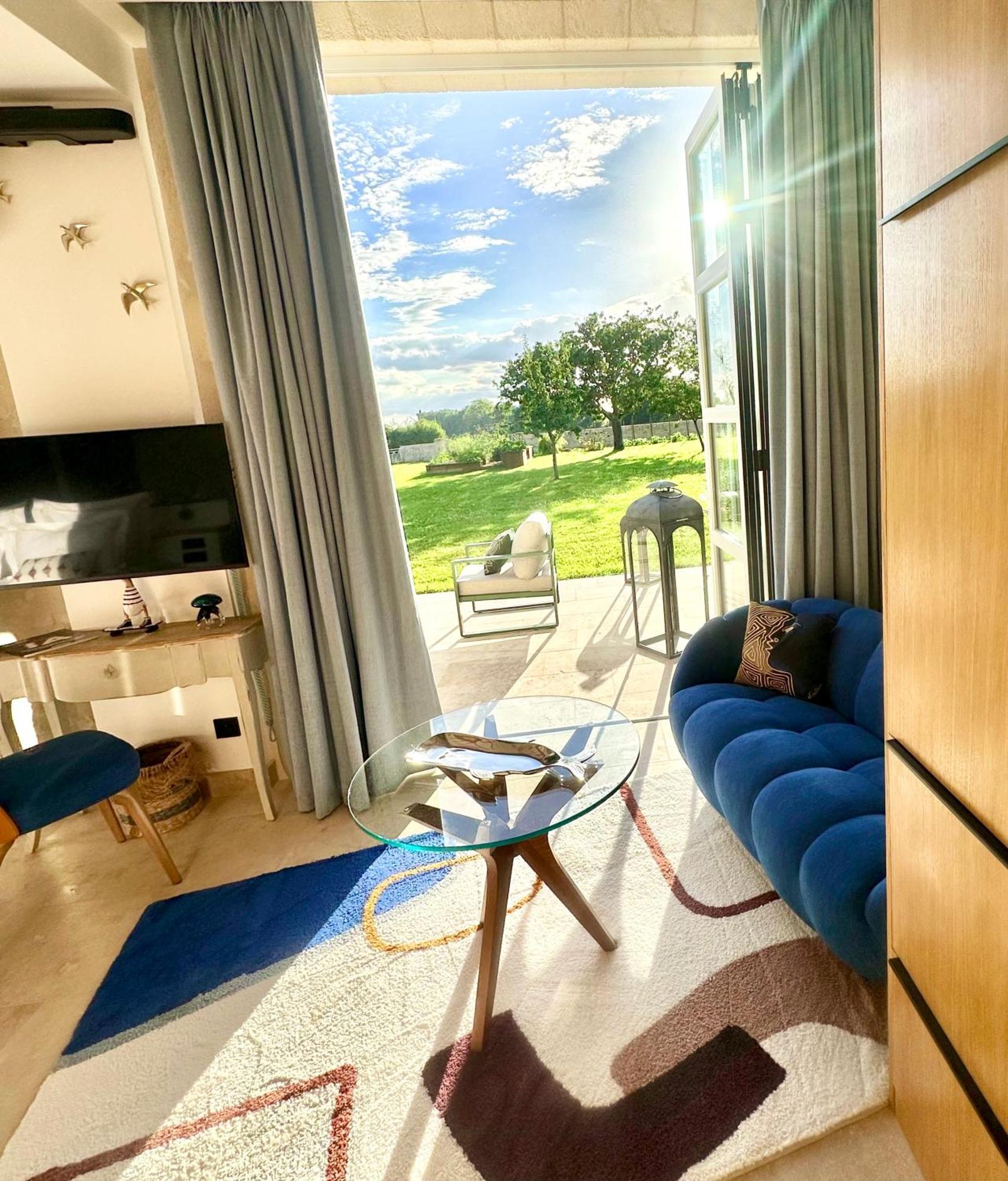 Chateau De Lafont Suites Saint-Vivien  Exteriör bild