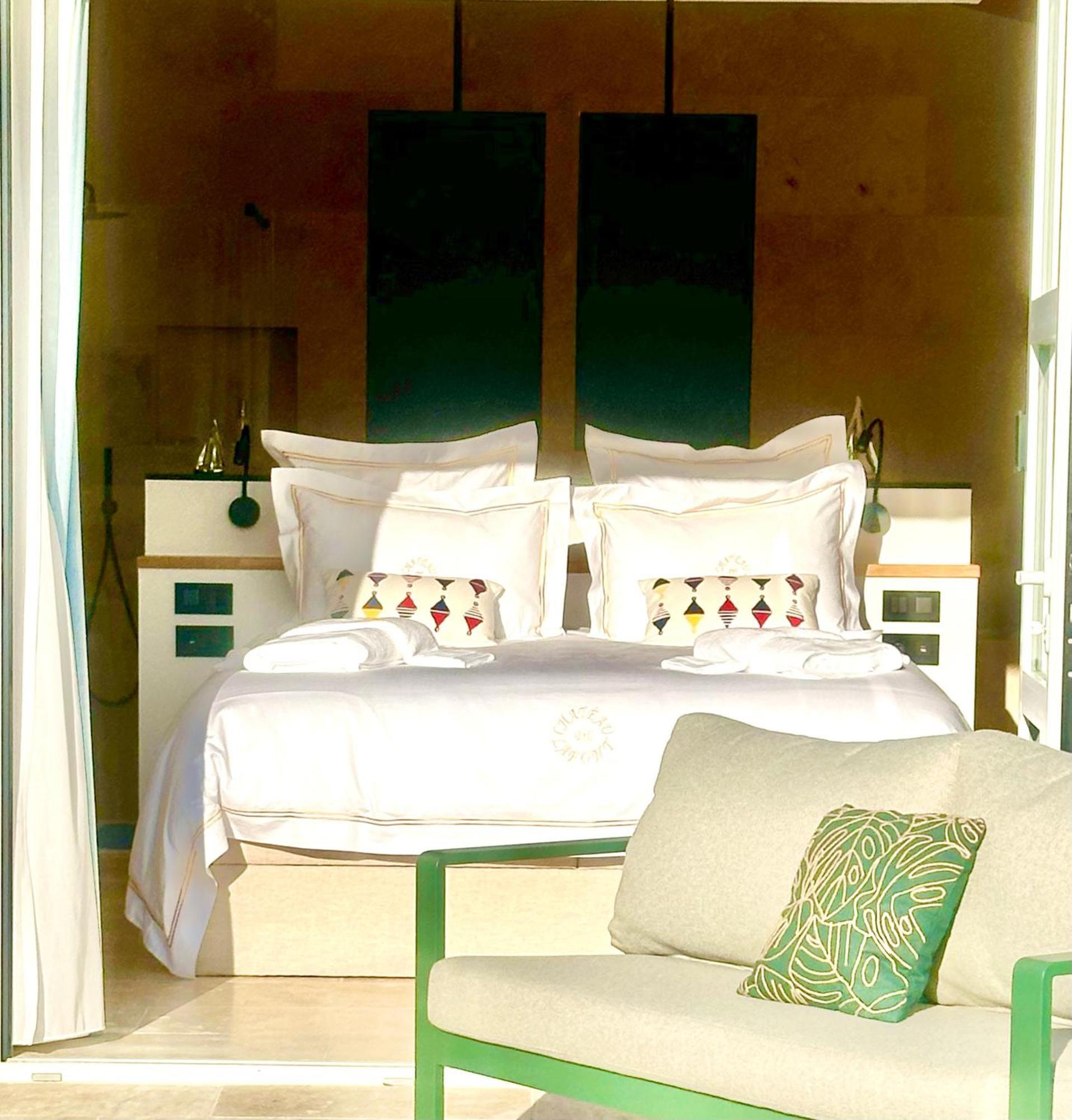 Chateau De Lafont Suites Saint-Vivien  Exteriör bild