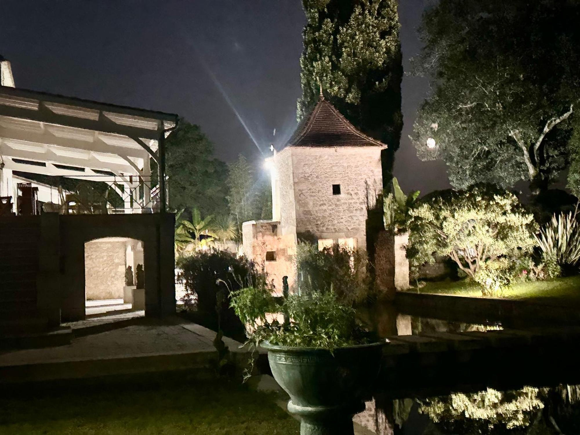 Chateau De Lafont Suites Saint-Vivien  Exteriör bild